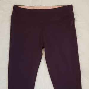 Marika Tek Purple Capri Leggings Size Small
